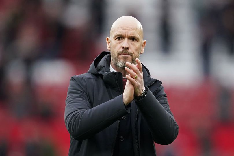 Erik ten Hag buka suara untuk pertama kalinya setelah dipecat Manchester United. Lewat surat terbuka, ia mengucapkan terima kasih kepada seluruh fans Setan Merah. Manchester United memutuskan berpisah dengan Ten Hag